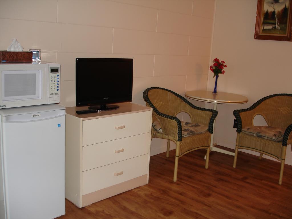 Motel Belair Rigaud Εξωτερικό φωτογραφία