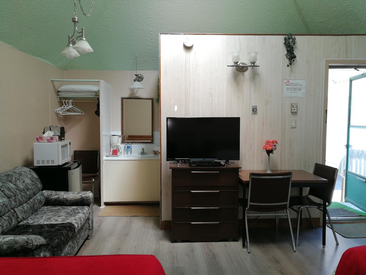 Motel Belair Rigaud Εξωτερικό φωτογραφία